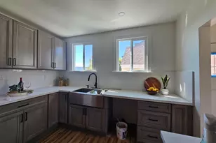 2569 Maxwell Ave, Oakland, CA 94601 - Photo 6