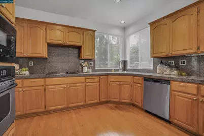 1932 Medicine Mountain Ct, Antioch, CA 94531 - Photo 4