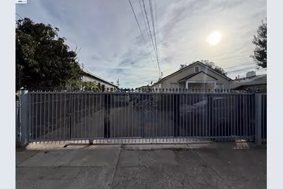 10209 & 10211 Pippin St, Oakland, CA 94603 - Photo 60