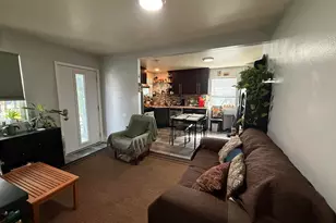 10209 & 10211 Pippin St, Oakland, CA 94603 - Photo 14