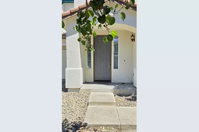 1092 Gardenia Ln, Concord, CA 94520 - Photo 2