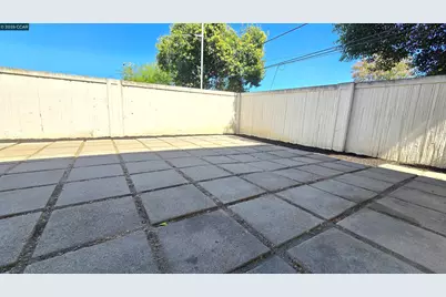 1092 Gardenia Ln, Concord, CA 94520 - Photo 34