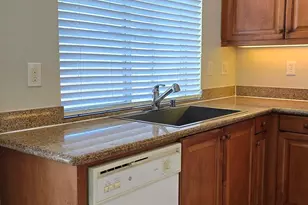 1092 Gardenia Ln, Concord, CA 94520 - Photo 10