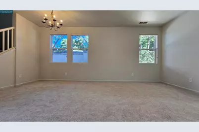 1092 Gardenia Ln, Concord, CA 94520 - Photo 8