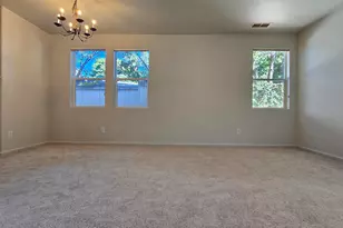 1092 Gardenia Ln, Concord, CA 94520 - Photo 8