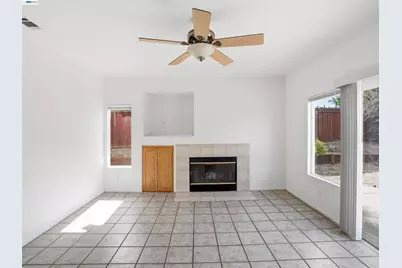 2356 Yorkshire Dr, Antioch, CA 94531 - Photo 8