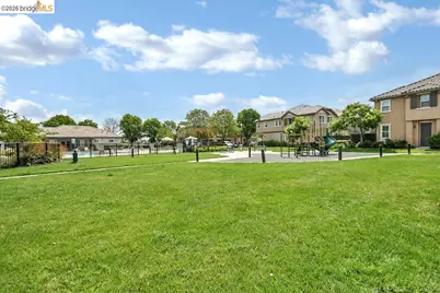 231 Washington Dr, Brentwood, CA 94513 - Photo 24