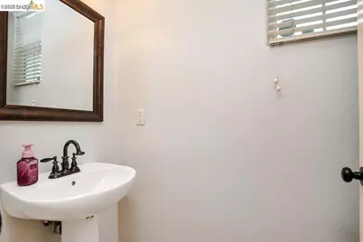 231 Washington Dr, Brentwood, CA 94513 - Photo 10