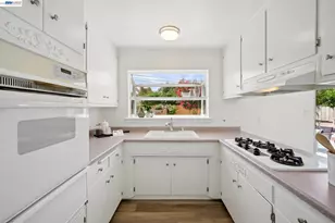 8231 Cardiff Dr, Dublin, CA 94568 - Photo 16
