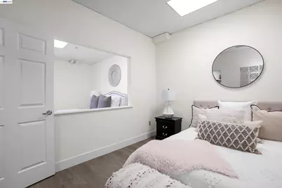 850 Grand Ave #B, Oakland, CA 94607 - Photo 18