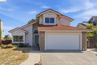 2137 Pheasant Dr, Hercules, CA 94547 - Photo 1
