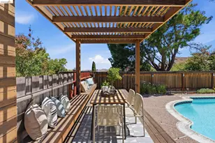 2137 Pheasant Dr, Hercules, CA 94547 - Photo 72
