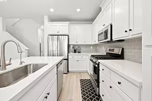 59 Autumn Ln, Pittsburg, CA 94565 - Photo 2