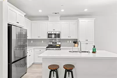 59 Autumn Ln, Pittsburg, CA 94565 - Photo 8