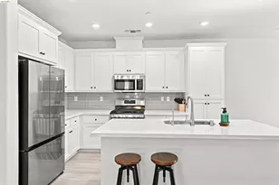 59 Autumn Ln, Pittsburg, CA 94565 - Photo 8