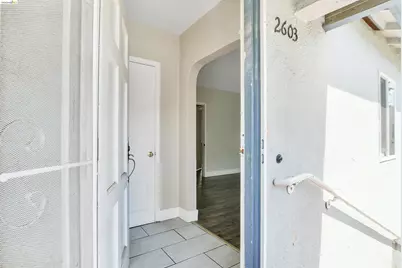 2605 Prentiss Pl, Oakland, CA 94601 - Photo 2