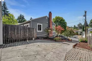 7538 Circle Hill Dr, Oakland, CA 94605 - Photo 40