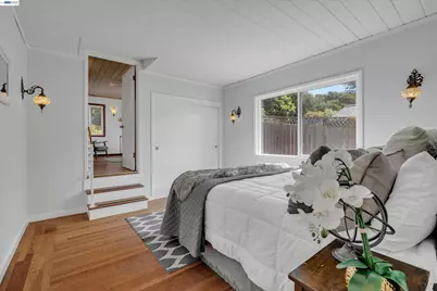 7538 Circle Hill Dr, Oakland, CA 94605 - Photo 10