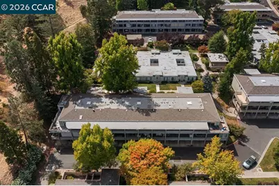 1457 Oakmont Drive #7, Walnut Creek, CA 94595 - Photo 32