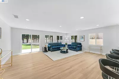 2624 Damien Ave, La Verne, CA 91750 - Photo 14