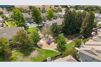 1111 Crest Ridge Ln, Concord, CA 94521 - Photo 48