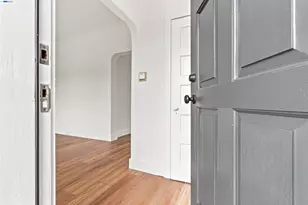 6414 Herzog St, Oakland, CA 94608 - Photo 6