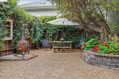 2739 10th Ave, Oakland, CA 94606 - Photo 30