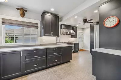 2739 10th Ave, Oakland, CA 94606 - Photo 12