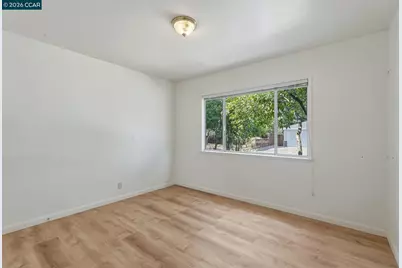 3712 Los Flores Ave, Concord, CA 94519 - Photo 12