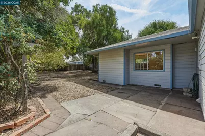 3712 Los Flores Ave, Concord, CA 94519 - Photo 22
