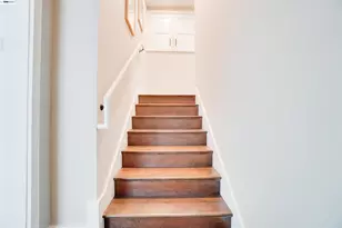 5323 Miles Ave, Oakland, CA 94618 - Photo 12
