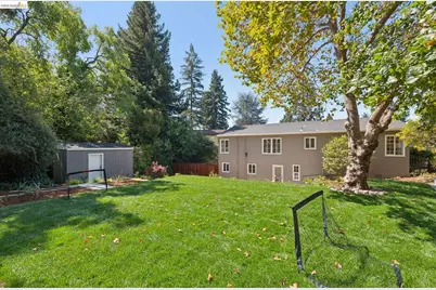 1978 Tiffin Rd, Oakland, CA 94602 - Photo 52
