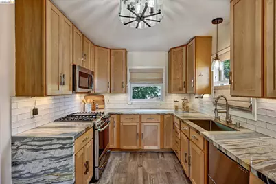 4656 Redding St, Oakland, CA 94619 - Photo 14