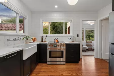 1322 Stannage Ave, Berkeley, CA 94702 - Photo 46