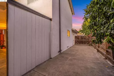 2824 Seville Cir, Antioch, CA 94509 - Photo 60