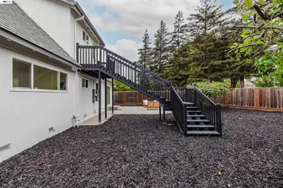 1528 Saratoga Dr, Milpitas, CA 95035 - Photo 30