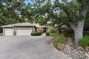 55 McConnell Ln, Walnut Creek, CA 94596 - Photo 2