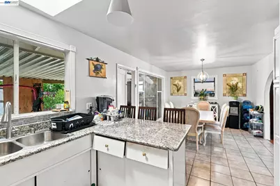 1451 Linfield Ln, Hayward, CA 94545 - Photo 14