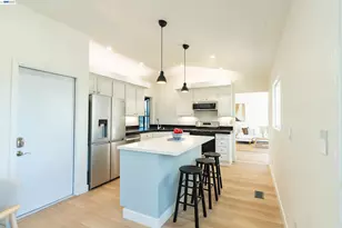 1057 Topsail Dr, Vallejo, CA 94591 - Photo 4
