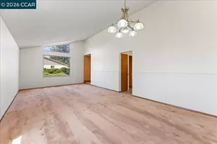 124 Chestnut Dr, Hercules, CA 94547 - Photo 6