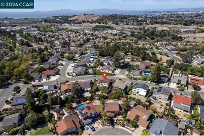 124 Chestnut Dr, Hercules, CA 94547 - Photo 58