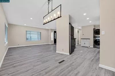 2184 Dalis Drive, Concord, CA 94518 - Photo 6
