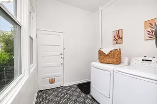 856 York St, San Francisco, CA 94110 - Photo 22