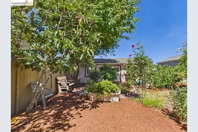 3621 Rhoda Ave, Oakland, CA 94602 - Photo 50