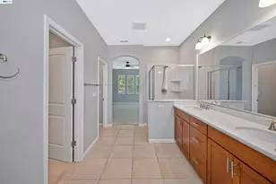 724 Topiary Ln, Mountain House, CA 95391 - Photo 38