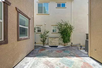 724 Topiary Ln, Mountain House, CA 95391 - Photo 36