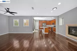 724 Topiary Ln, Mountain House, CA 95391 - Photo 14