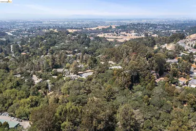 0 Mendenhall Rd, Oakland, CA 94605 - Photo 10