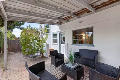 3996 Oakmore Rd, Oakland, CA 94602 - Photo 34