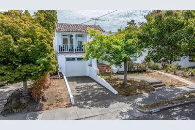 3996 Oakmore Rd, Oakland, CA 94602 - Photo 2
